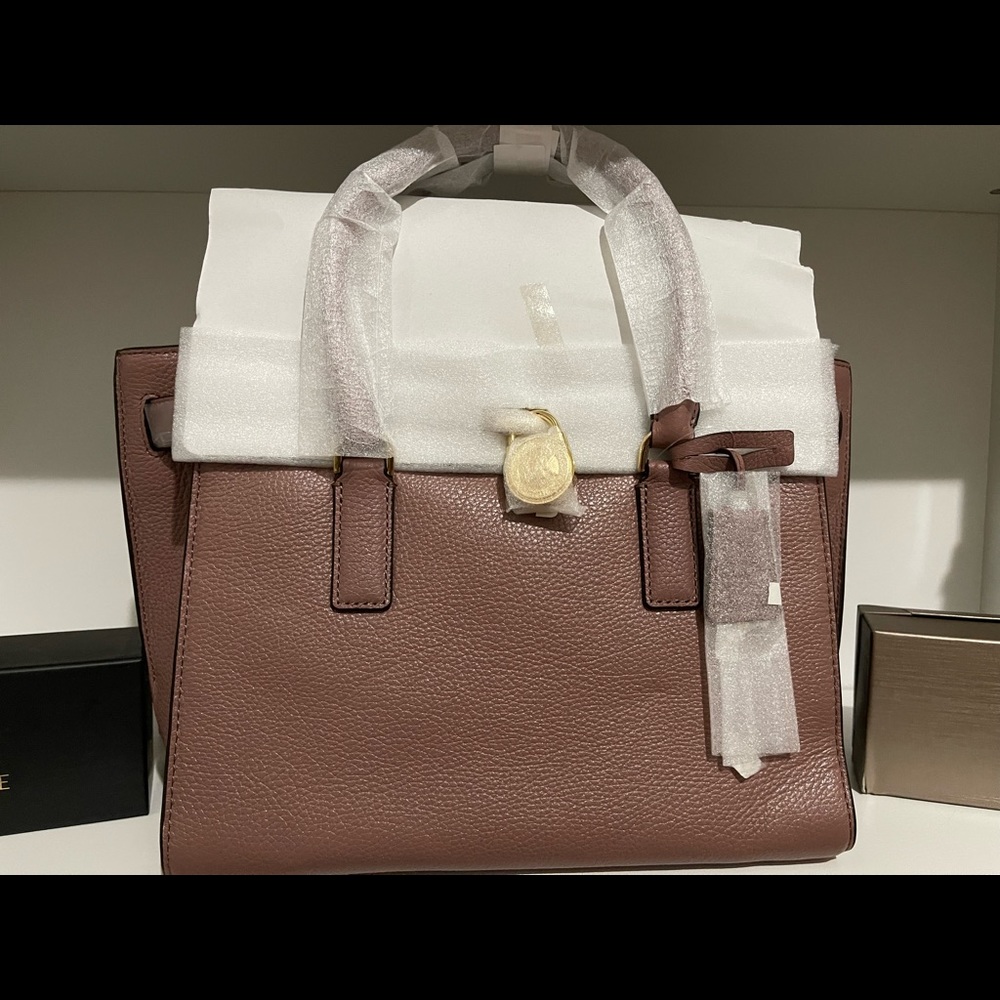 BNWT MK Hamilton Traveler LG Dusty Rose